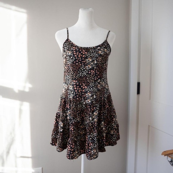 wild fable Dresses & Skirts - Wild Fable Floral Mini Dress